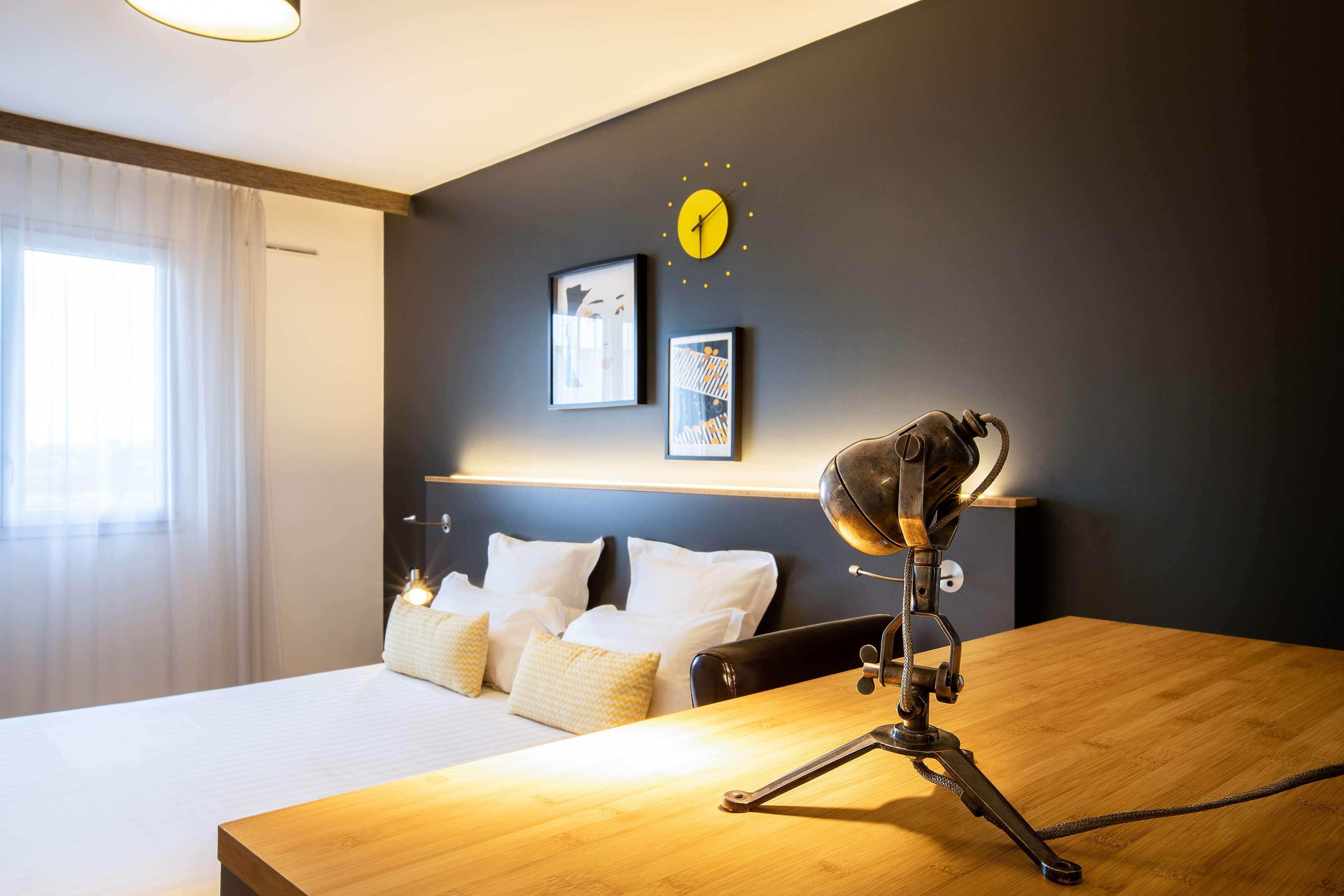 Best Western Plus Suitcase Paris La Defense Bois-Colombes Exteriör bild
